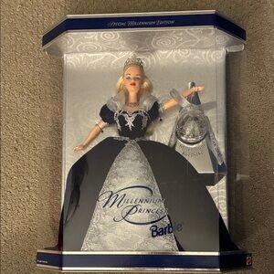 Barbie Millennium Princess in Blue and Silver Gown